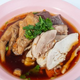 ก๋วยเตี๋ยวไก่มะระ (พิเศษ)