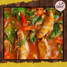 ข้าวราดกะเพราปลากระป๋อง