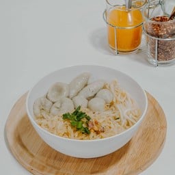 ก๋วยเตี๋ยวลูกชิ้นปลา