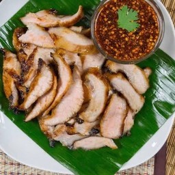 คอหมูย่าง จิ้มแจ่ว