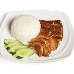 ข้าวหน้าเป็ดพะโล้รวมมิตร