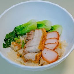 เกั๊ยวหมู-หมูแดง+หมูกรอบ