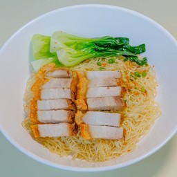 บะหมี่-หมูกรอบ