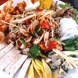 ตำถาดยกร้าน