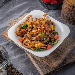 ปูนิ่มผัดพริกไทยดำ