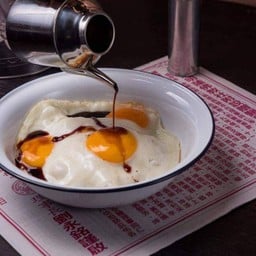 ข้าวไข่ดาว ซีอิ๊วเทพ Rice Sunny Side with Soy Sauce God