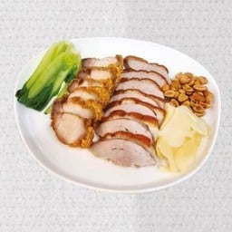 Q9. เป็ดย่าง+หมูกรอบ ( จาน)