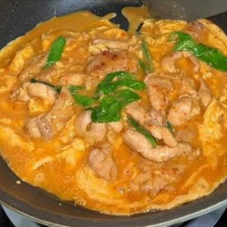 ข้าวไข่ข้นห่อหมกหมูหมัก