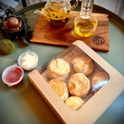 Assorted Scone Set 6 Pieces สโคนบ็อกซ์เซ็ต 6 ชิ้น