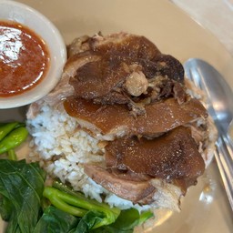 ข้าวขาหมูธรรมดา