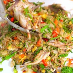 ข้าวผัดกะปิปลาทูชะอม