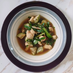 แกงอ่อมไก่