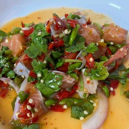 ยำไทยแซลมอน