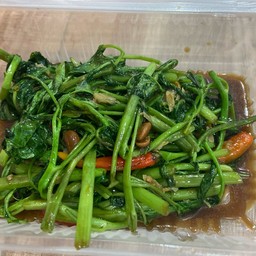 ผัดผักบุ้ง