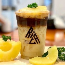 พีน่าโคลาดา