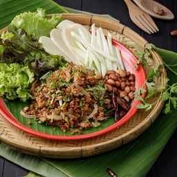 แหนมคลุก