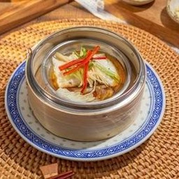 F1.ปลากระพงนึ่งซีอิ้ว ( 1ชิ้น )