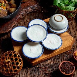 ขนมถ้วยใบเตย