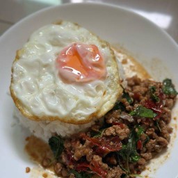 ยำแซ่บ by เจ๊แวว