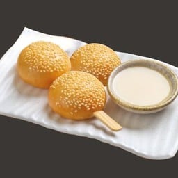 A8.หมั่นโถวทอด (3 ลูก)