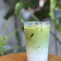 มัทฉะลาเต้มะพร้าวสด Fresh Coconut Matcha Latte 100%