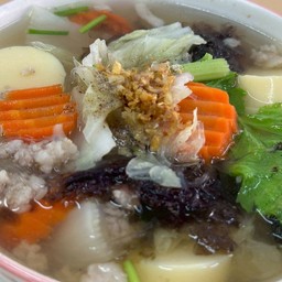 แกงจืดเต้าหู้หมูสับ