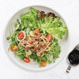 สลัดร็อกเก็ตหมูผัดซอสเกาหลี