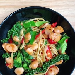 สปาเก็ตตี้ผัดขี้เมาไส้กรอก