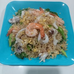 ข้าวผัดทะเล