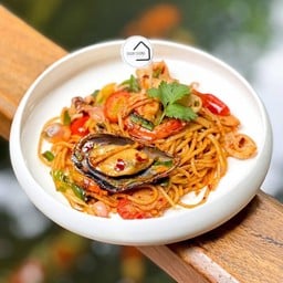 สปาเกตตี้ต้มยำทะเล