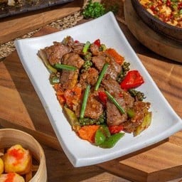 M5.เนื้อผัดพริกไทยดำ