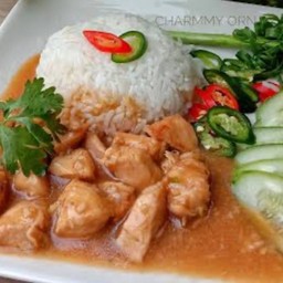 ข้าวหน้าไก่เด้ง ราชวงศ์