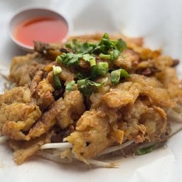 พอใจ ผัดไทย หอยทอด