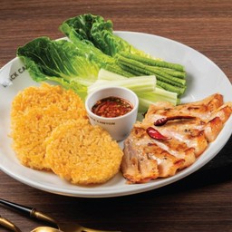 ข้าวจี่หมูคูโรบูตะย่างจิ้มแจ่ว