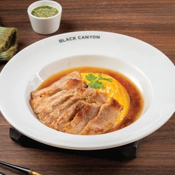 ข้าวไข่นุ่มหมูคูโรบูตะย่าง