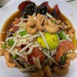 ตำปูปลาร้า ไข่เยี่ยวม้า  เม็ดมะม่วง