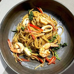 สปาเก็ตตี้ผัดขี้เมาทะเล