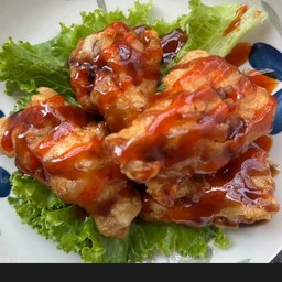 น่องไก่ทอดซอสหมาล่า