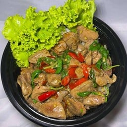 กะเพราไข่ข้นบ้านเพื่อน