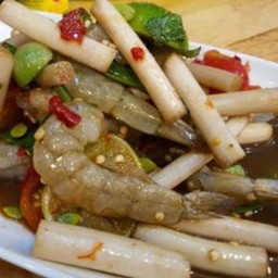 ตำไหลบัวกุ้งสด