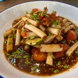 ตำไหลบัวแซลมอน