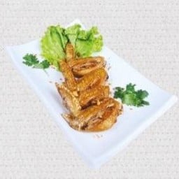 N8.ปีกไก่ทอดน้ำปลา