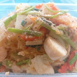 สุกี้แห้ง