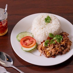 ข้าวราดทอดกระเทียม