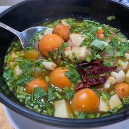 ต้มแซ่บพวงไข่