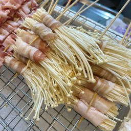 หมูสามชั้นพันเห็ด