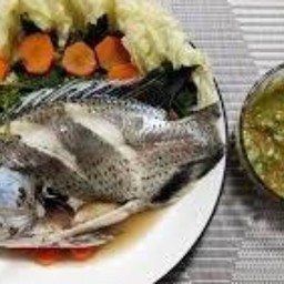 ยายกิจ ปลานึ่ง แจ่วพริกสดรสเด็ด