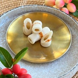 ชิกูวะ(ลูกชิ้นรสปลาหมึกย่าง)