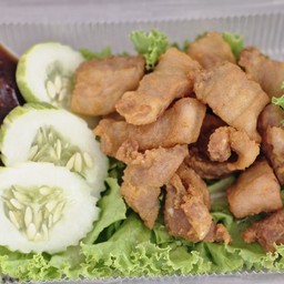 สามชั้นทอดน้ำปลา