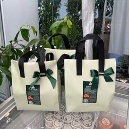 บริการถุงเย็นฟรีสำหรับเมนูมะยงชิด เมนูอื่นๆลูกค้าสามารถแจ้งรับเพิ่มได้